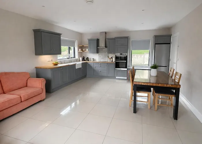 بيت للعطل 5 Bedroom Town
